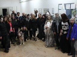2014 Halloween i grusgraven